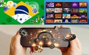 Pertandingan PMPL Indonesia dengan tim-tim profesional Mobile Legends bersaing di panggung